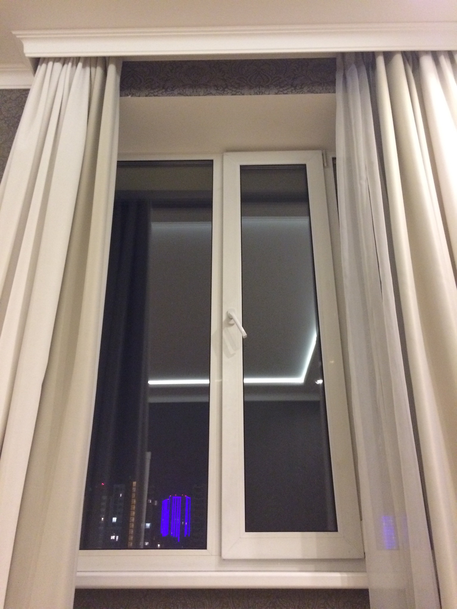 Продаж 2-кімнатної квартири 90 м², Василя Тютюнника вул., 37/1