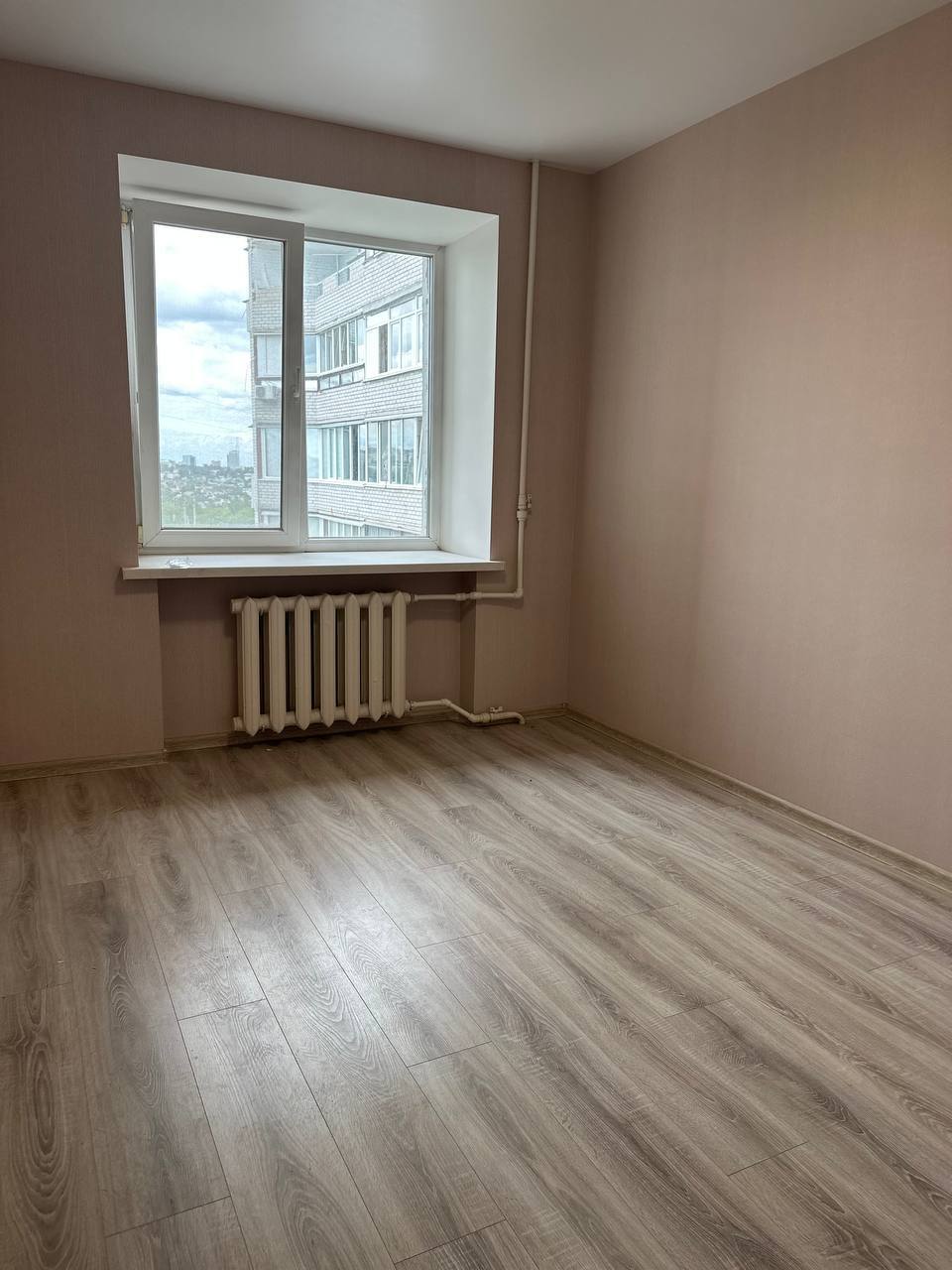 Продаж 3-кімнатної квартири 71 м², Запорізьке шосе