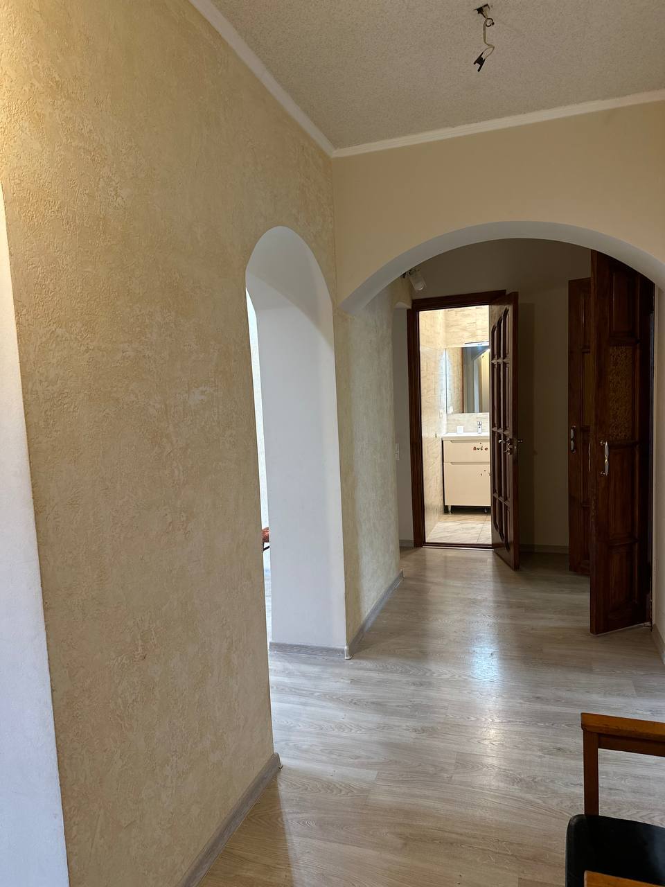 Продаж 3-кімнатної квартири 71 м², Запорізьке шосе