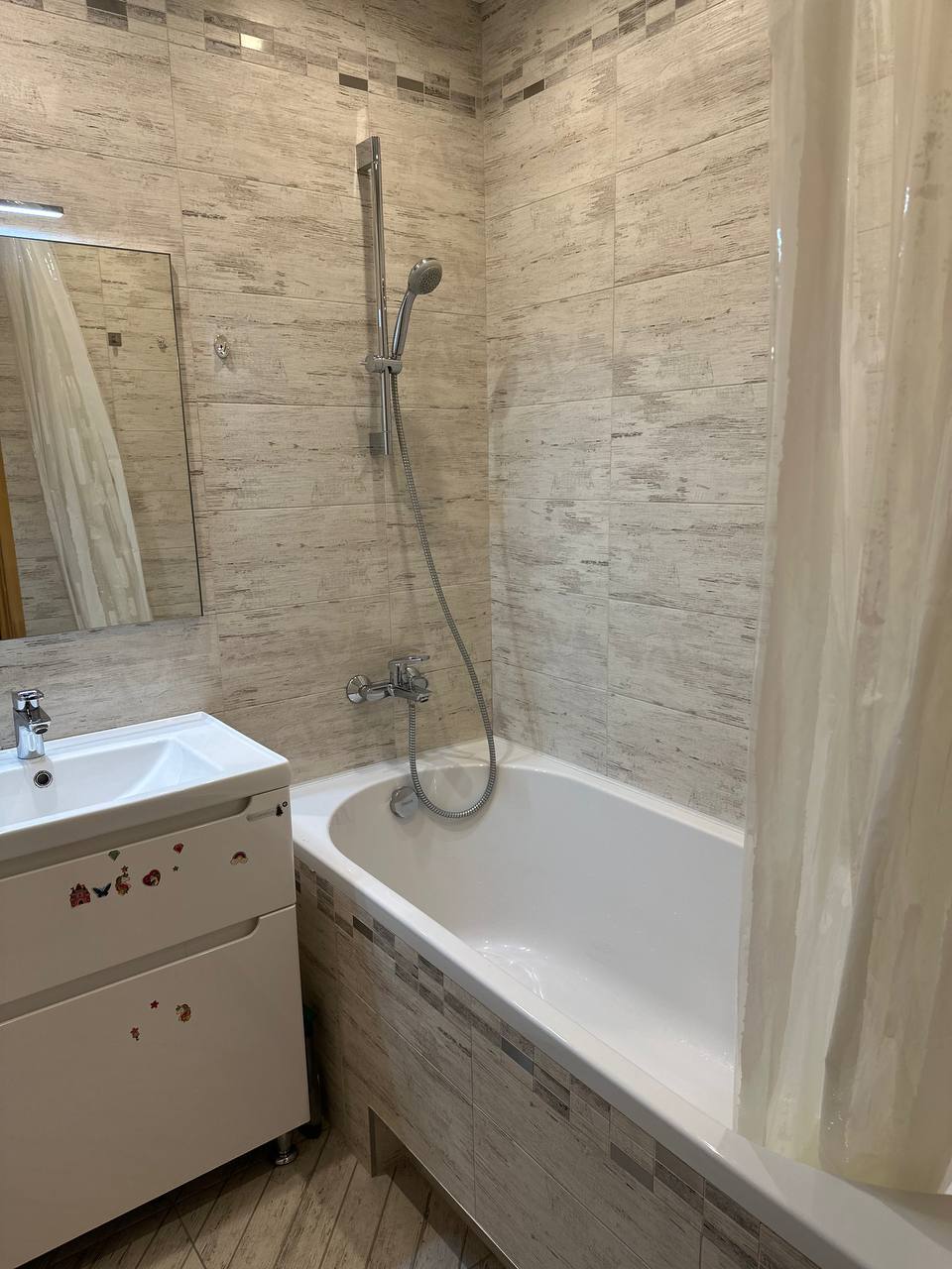 Продаж 3-кімнатної квартири 71 м², Запорізьке шосе