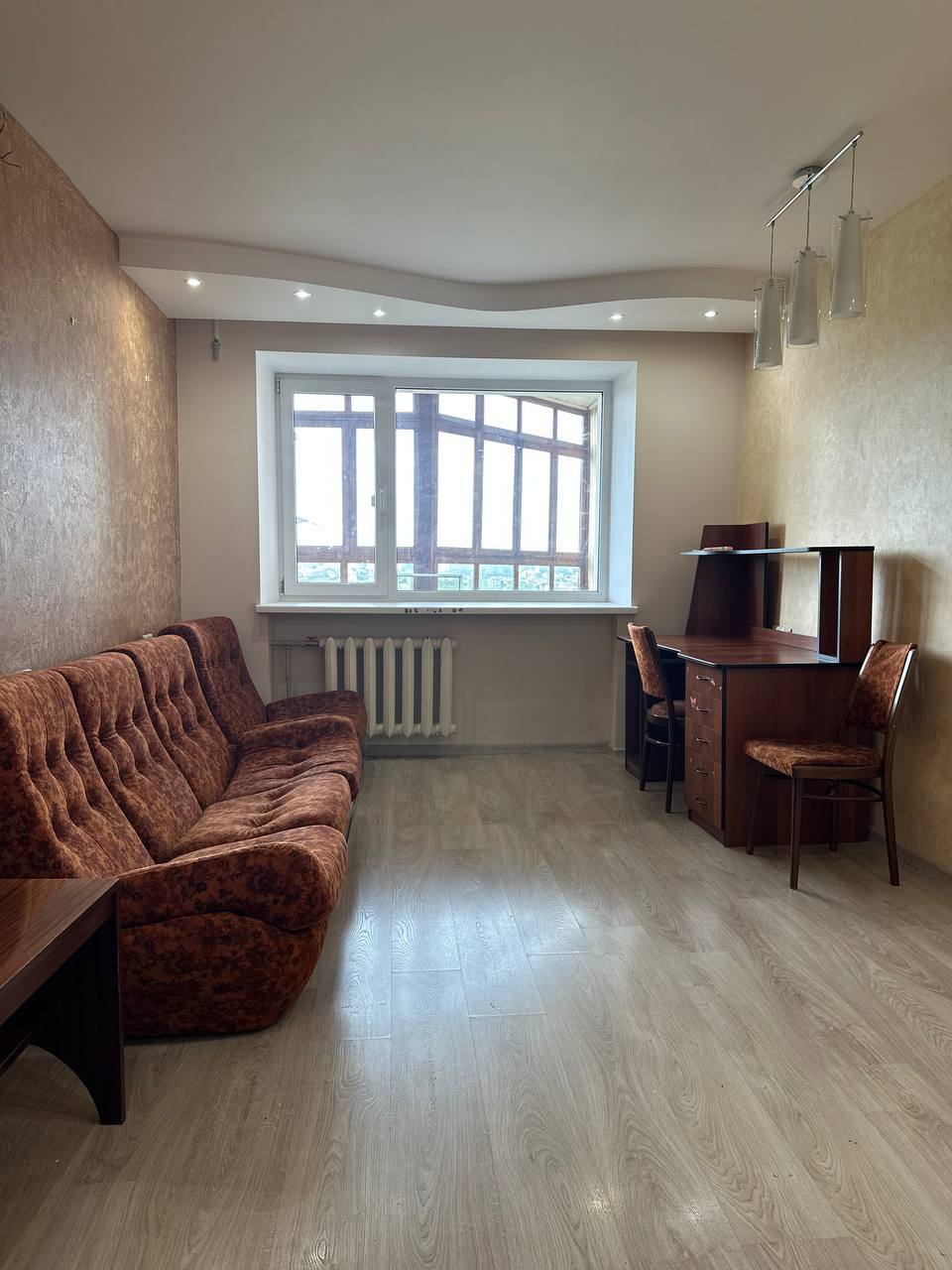 Продаж 3-кімнатної квартири 71 м², Запорізьке шосе