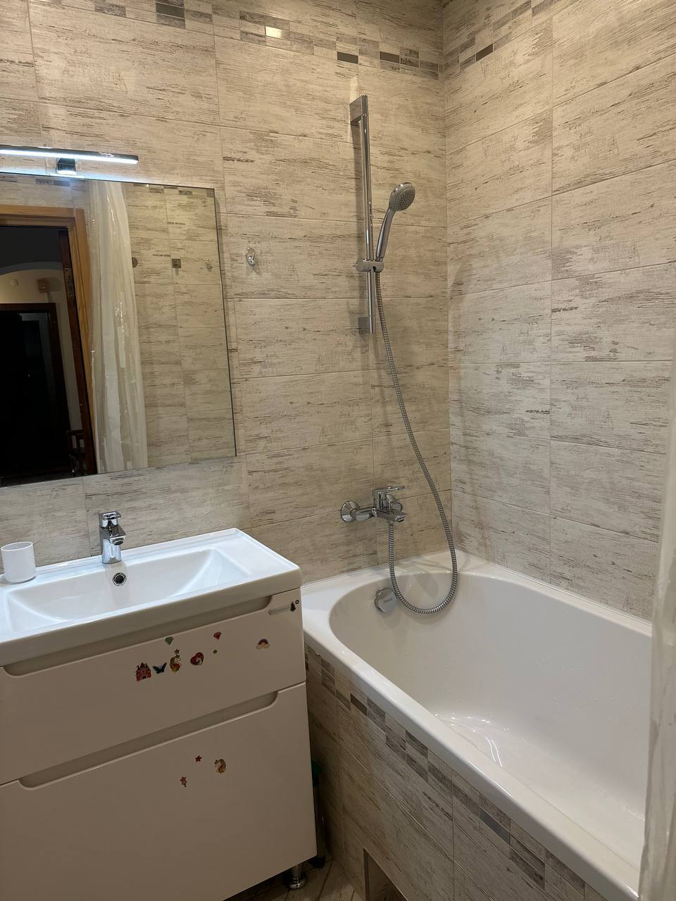 Продаж 3-кімнатної квартири 71 м², Запорізьке шосе