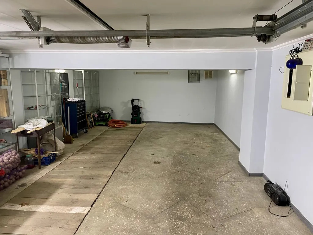 Аренда дома 280 м², Владимира Моссаковского ул.