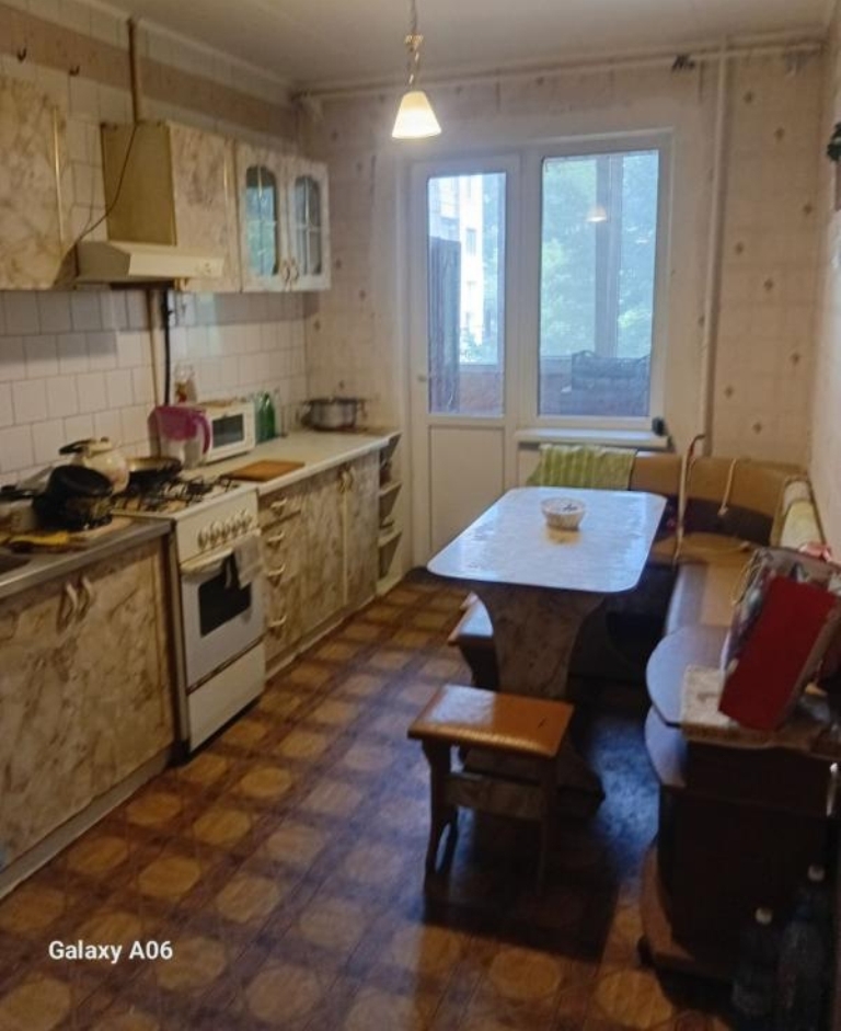 Продажа 3-комнатной квартиры 62 м², Генерала Бочарова ул.