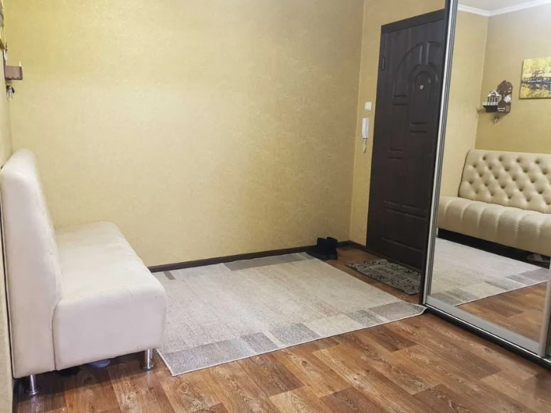 Продажа 3-комнатной квартиры 73.8 м², Интернационалистов ул.