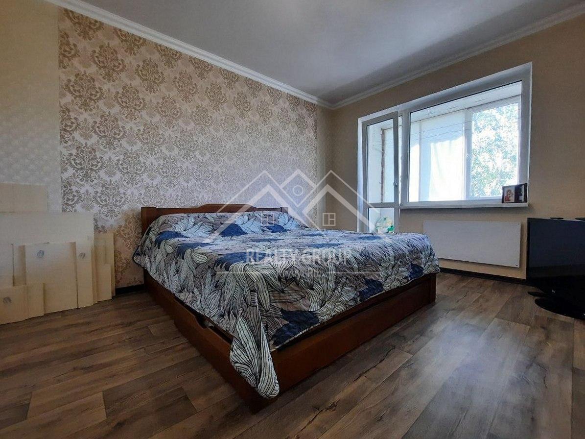 Продажа 4-комнатной квартиры 77 м², Ватутина ул., 41