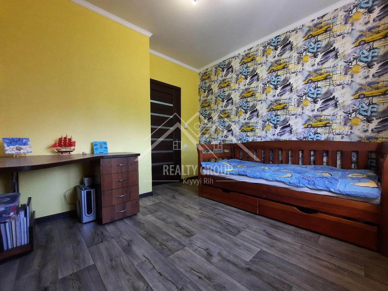 Продажа 4-комнатной квартиры 77 м², Ватутина ул., 41