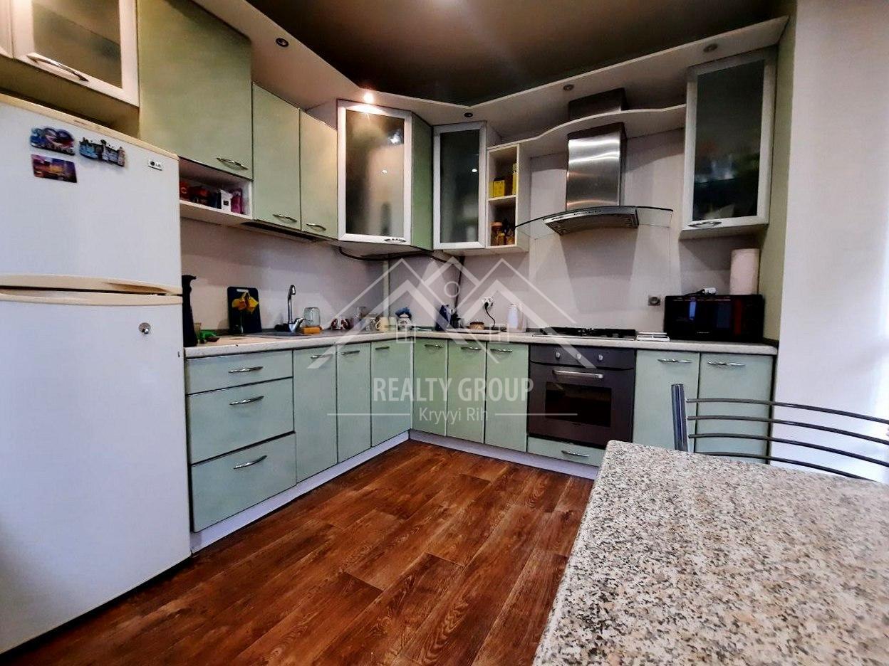 Продаж 2-кімнатної квартири 54 м², Гагаріна просп., 17