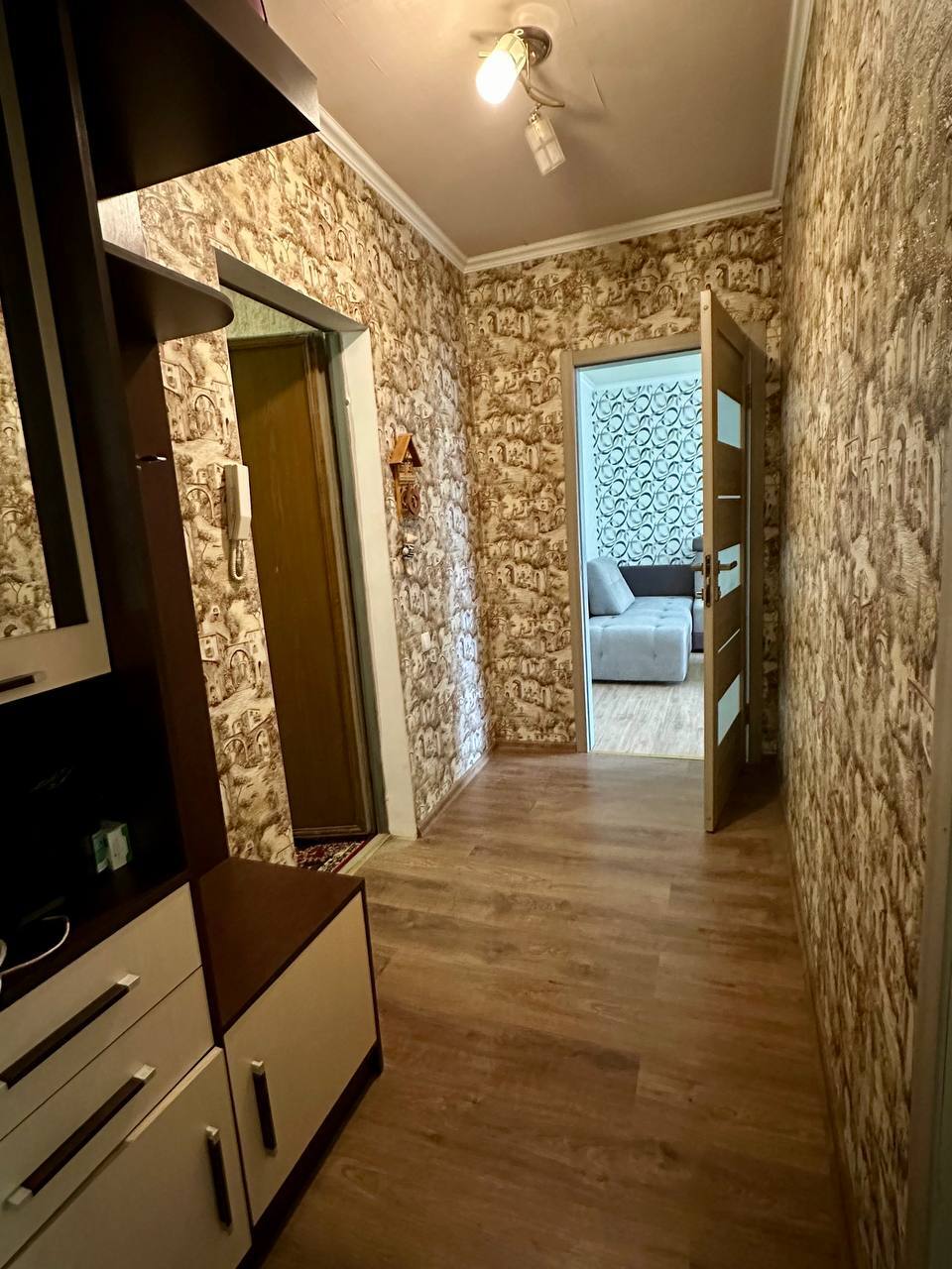 Продажа 2-комнатной квартиры 54 м², Янтарная ул.