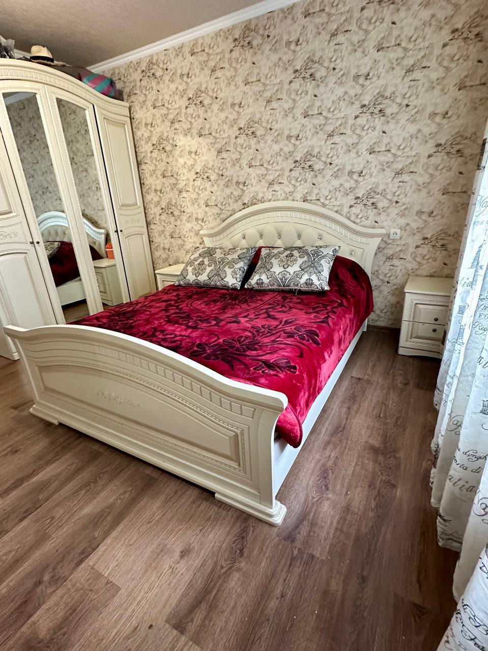 Продажа 2-комнатной квартиры 54 м², Янтарная ул.