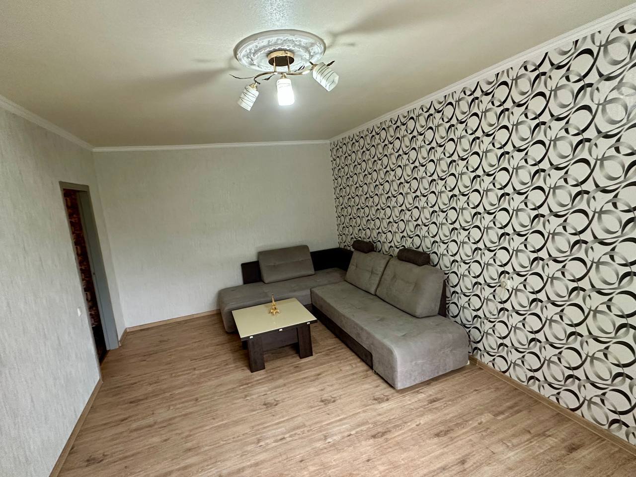 Продажа 2-комнатной квартиры 54 м², Янтарная ул.