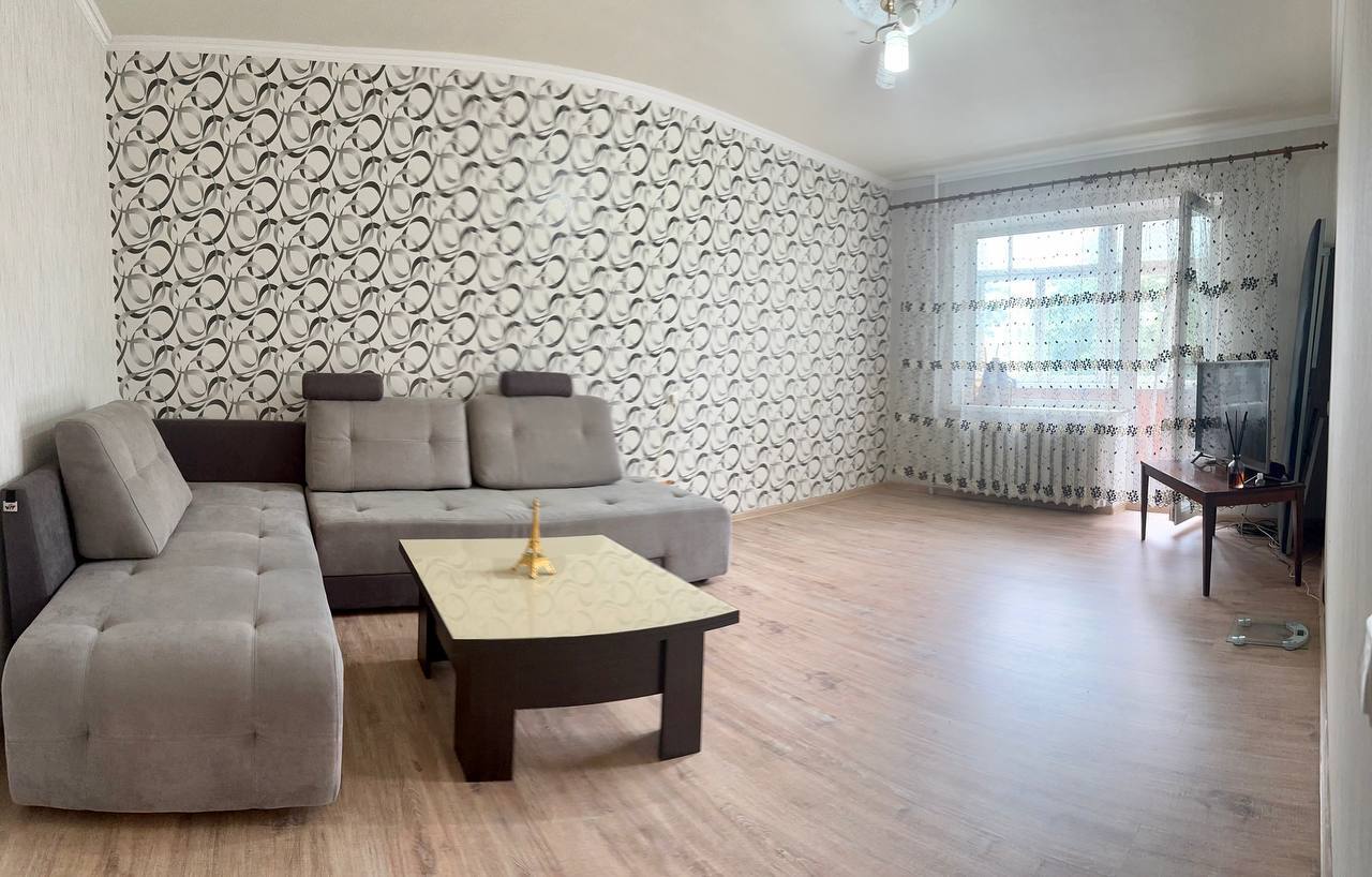Продажа 2-комнатной квартиры 54 м², Янтарная ул.