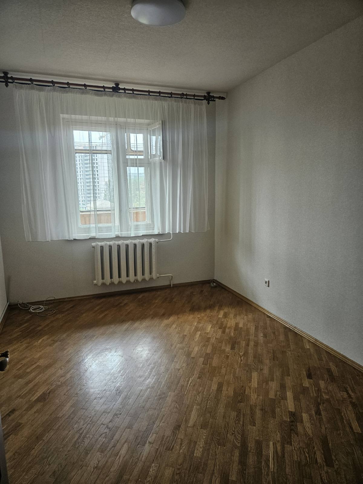 Оренда 2-кімнатної квартири 50 м², Київська вул., 20