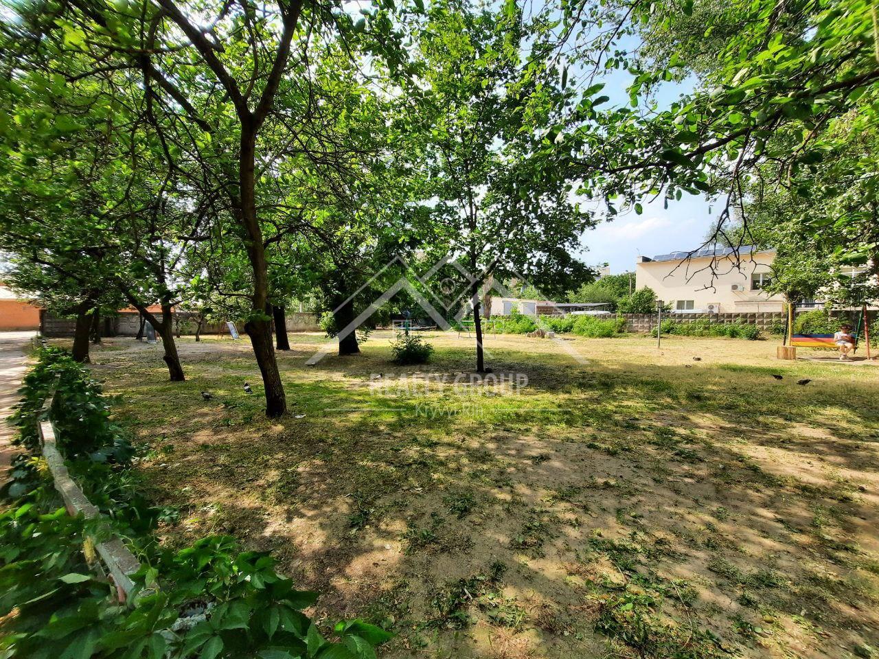 Продаж 1-кімнатної квартири 32 м², Соборності вул., 33