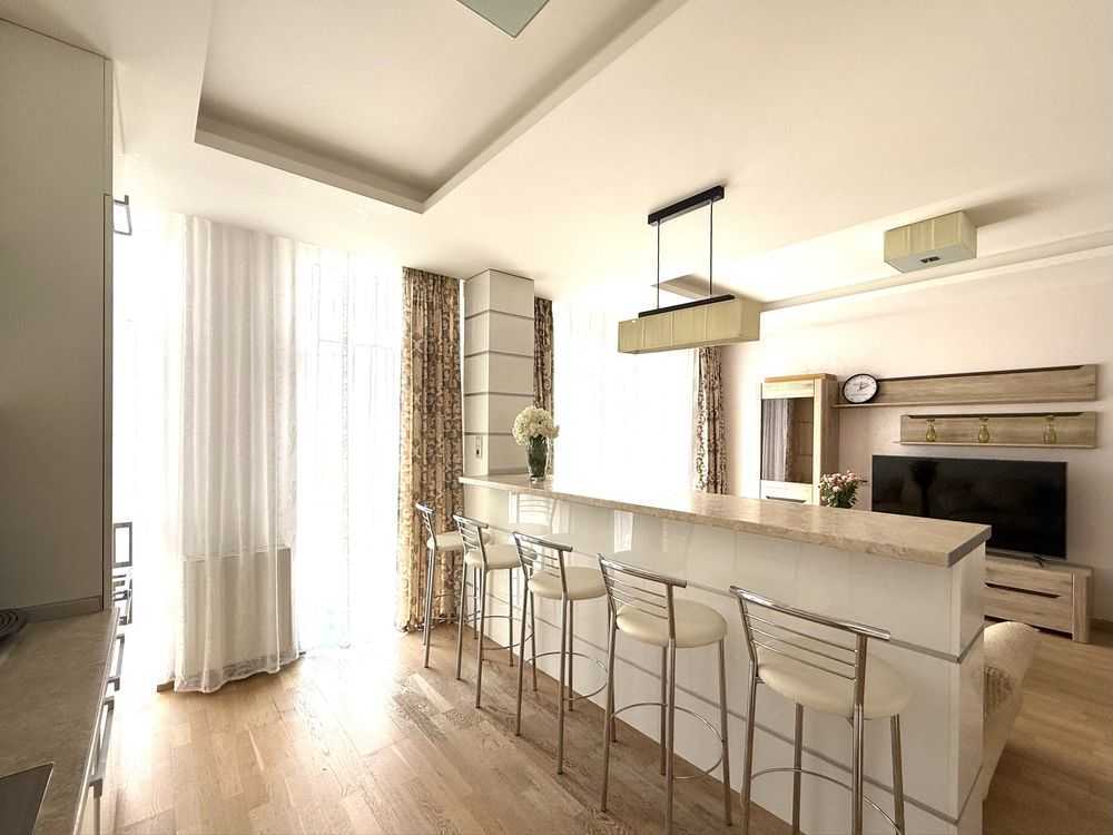 Продаж 4-кімнатної квартири 130 м², Регенераторна вул., 4, корпус 3