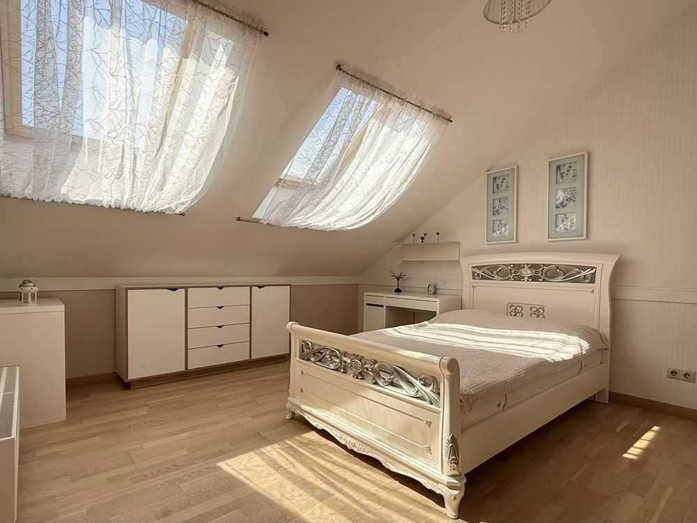 Продаж 4-кімнатної квартири 130 м², Регенераторна вул., 4, корпус 3