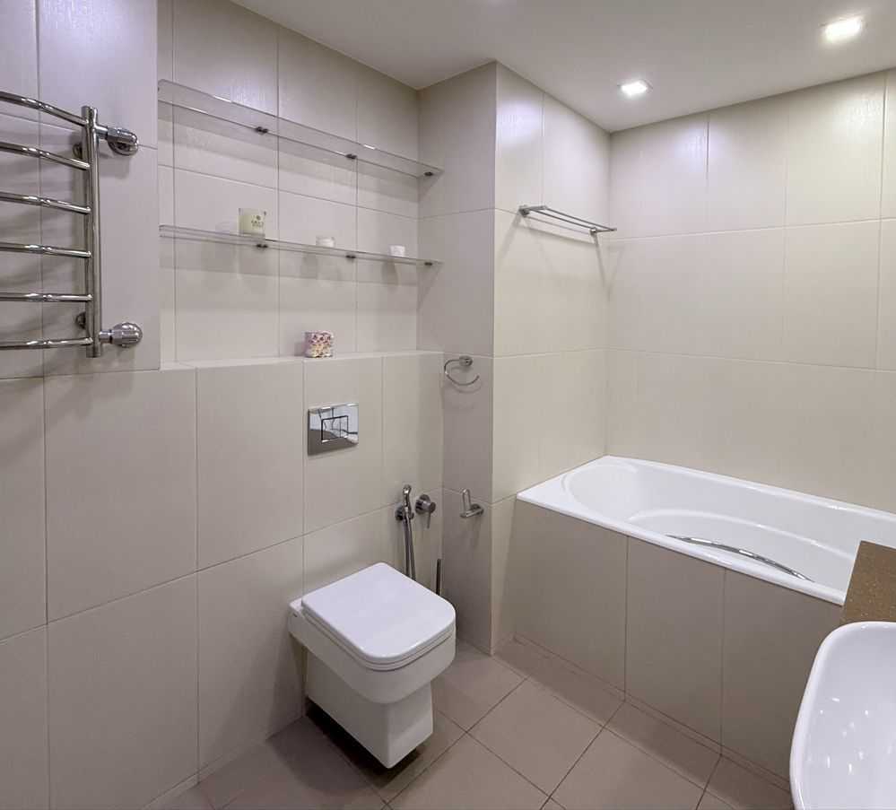Продаж 4-кімнатної квартири 130 м², Регенераторна вул., 4, корпус 3