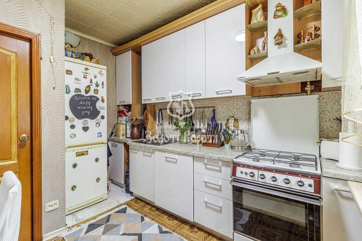 Продажа 3-комнатной квартиры 72 м², Академика Палладина просп., 24