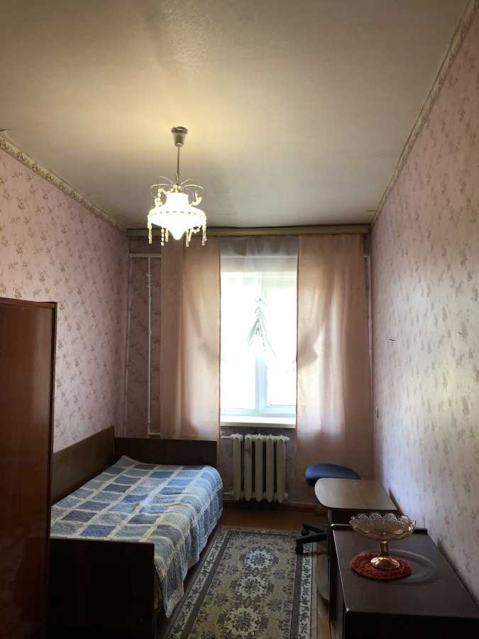 Продажа 3-комнатной квартиры 50.6 м², Кирилловская ул., 110