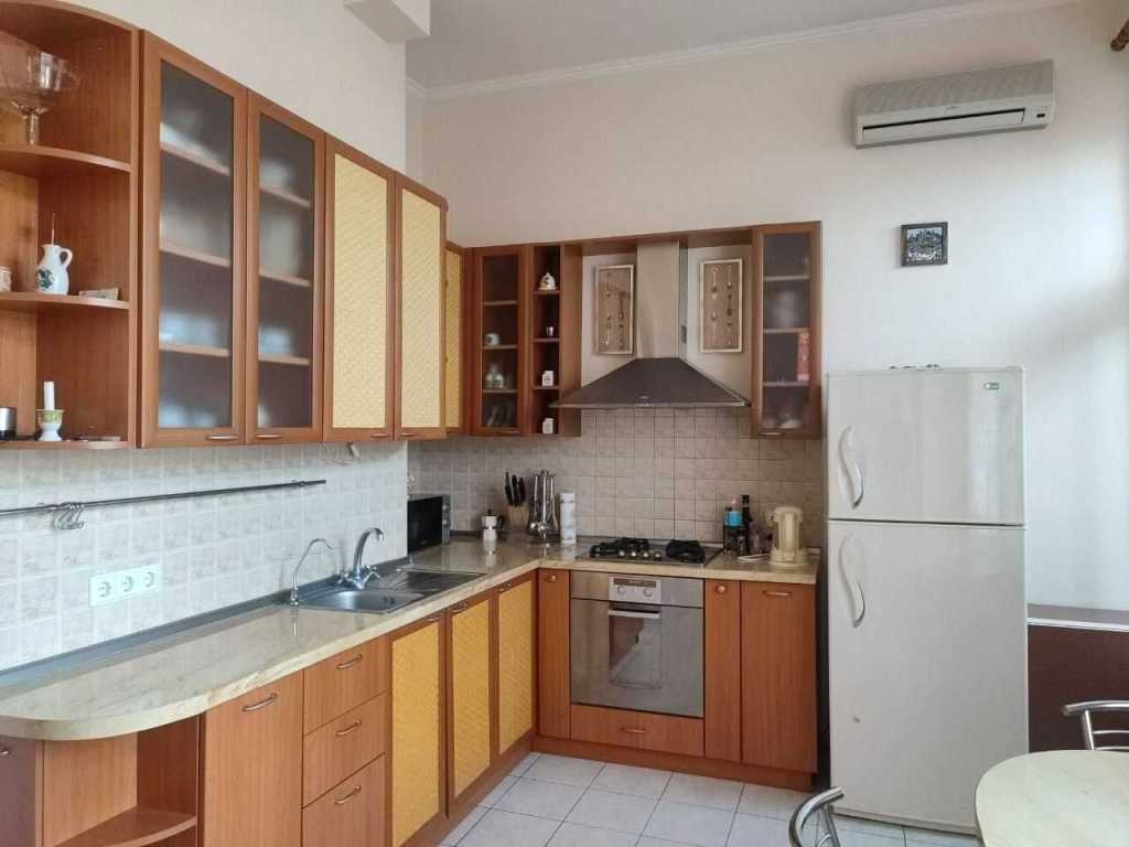 Оренда 3-кімнатної квартири 75 м², Пушкінська вул., 39