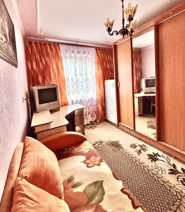 Продаж 2-кімнатної квартири 50.9 м², Ковпака вул.