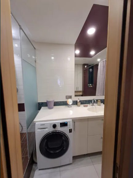 Продаж 3-кімнатної квартири 69.3 м², Металургів вул.