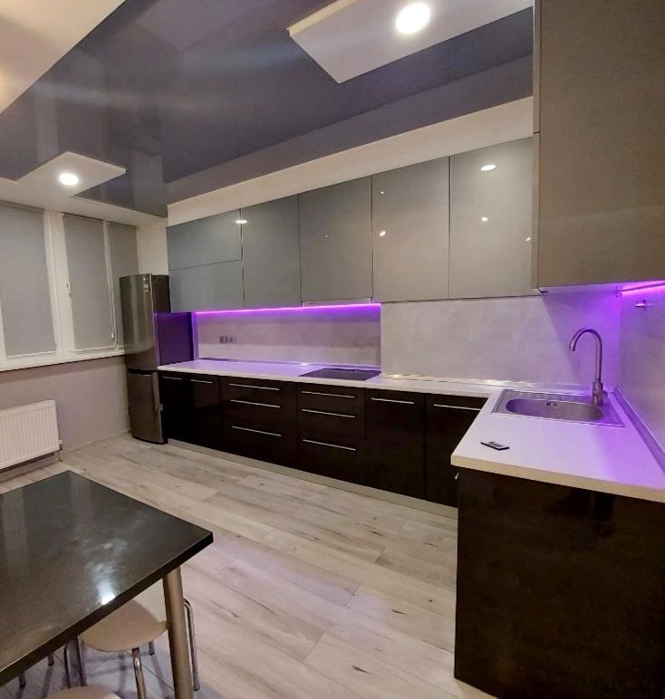 Аренда 1-комнатной квартиры 53 м², Академика Королева ул.