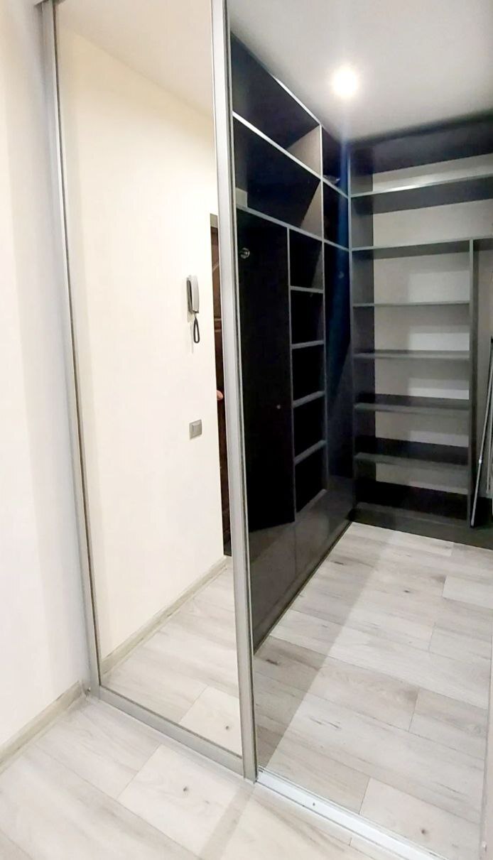 Аренда 1-комнатной квартиры 53 м², Академика Королева ул.