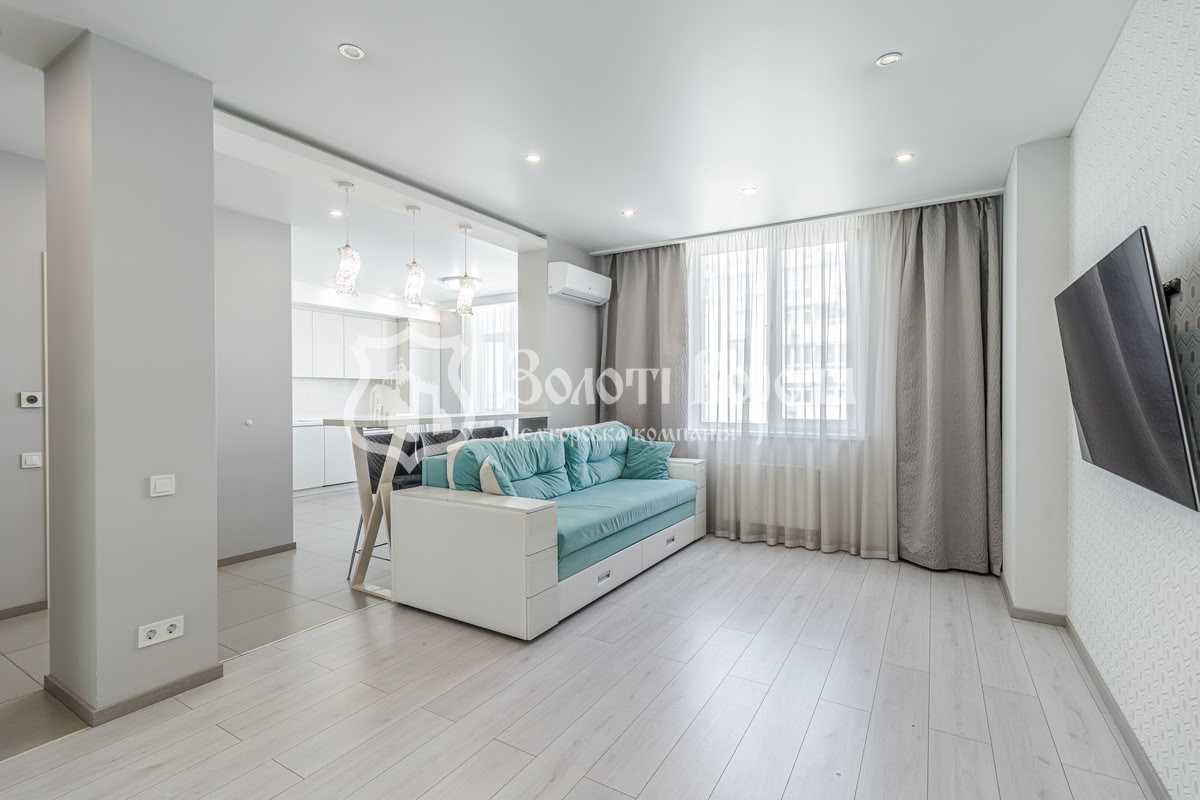 Продажа 2-комнатной квартиры 83.5 м², Просвещения ул., 16А