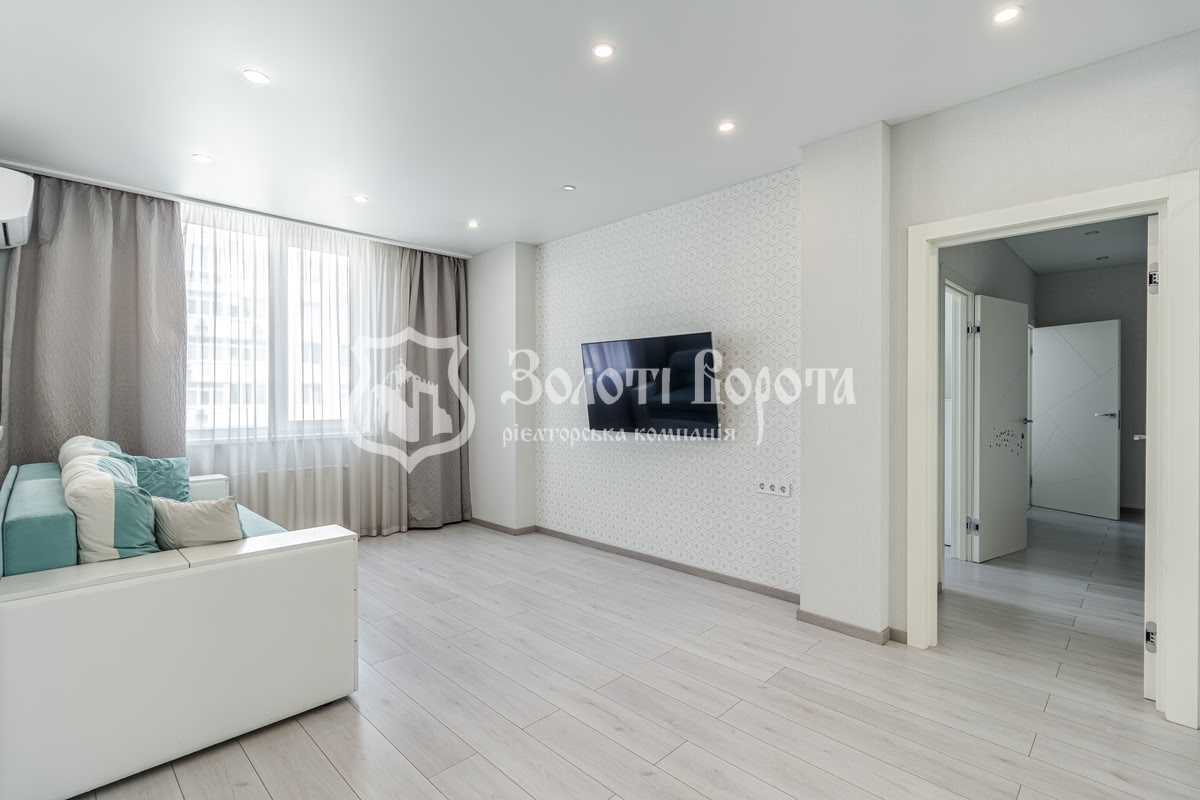 Продажа 2-комнатной квартиры 83.5 м², Просвещения ул., 16А