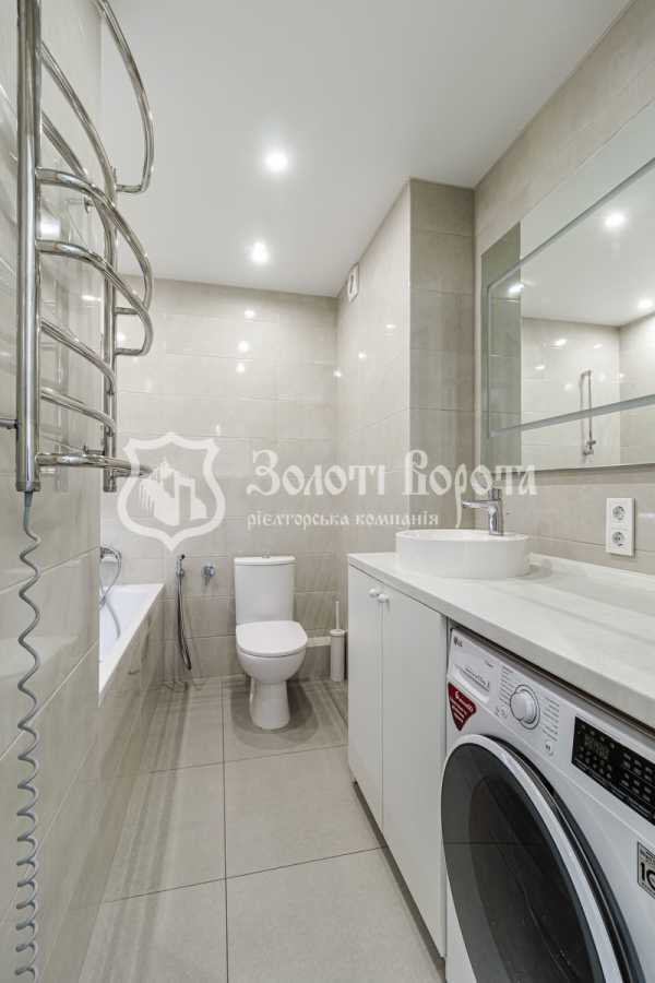 Продажа 2-комнатной квартиры 83.5 м², Просвещения ул., 16А