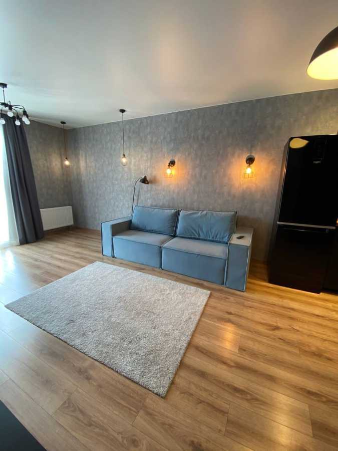 Продажа 1-комнатной квартиры 37 м², Михаила Максимовича ул., 26Б