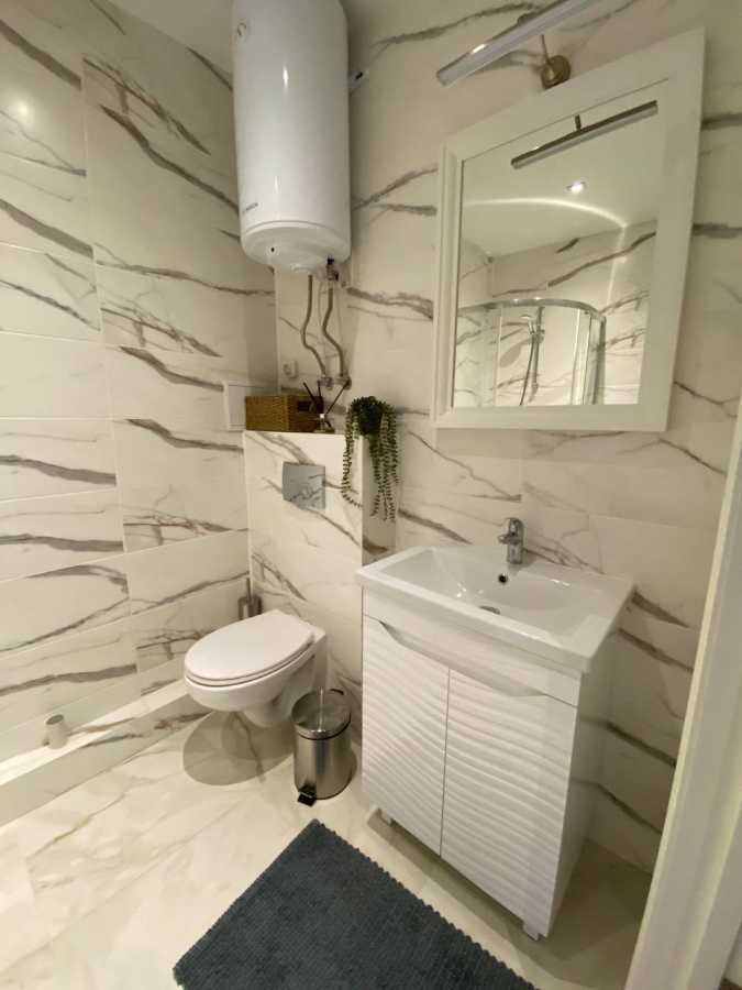 Продажа 1-комнатной квартиры 37 м², Михаила Максимовича ул., 26Б