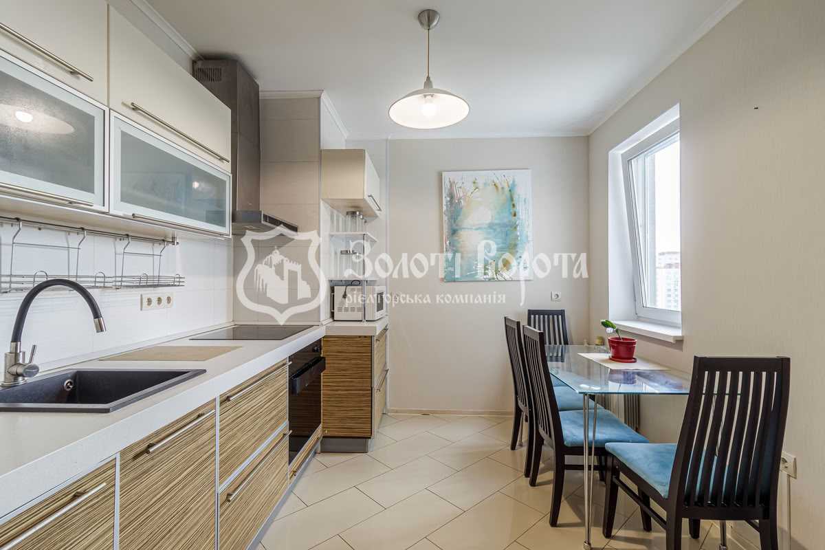 Продажа 3-комнатной квартиры 79 м², Кадетский Гай ул., 7