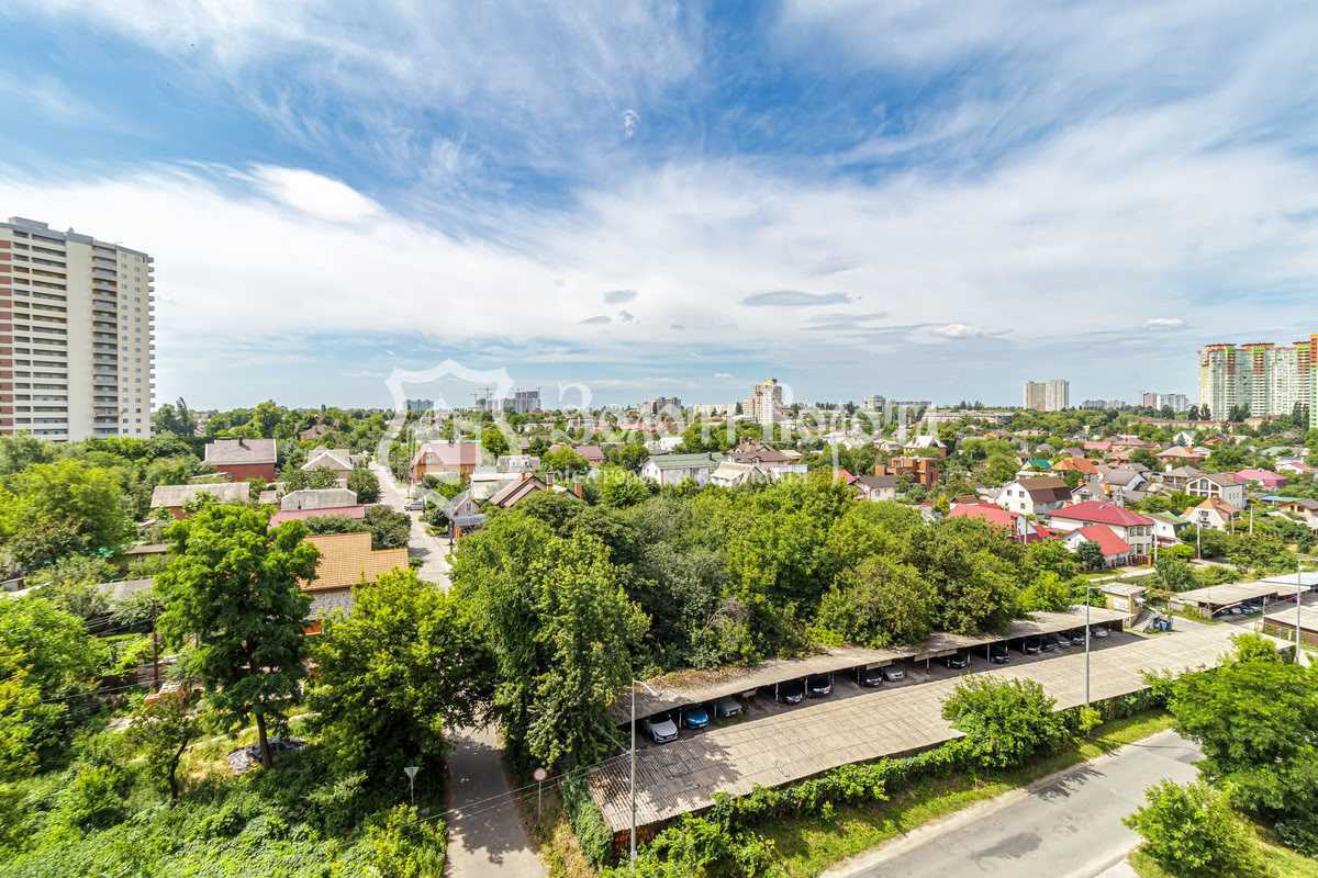 Продажа 4-комнатной квартиры 91.7 м², Ярослава Ивашкевича ул., Галана, 2а