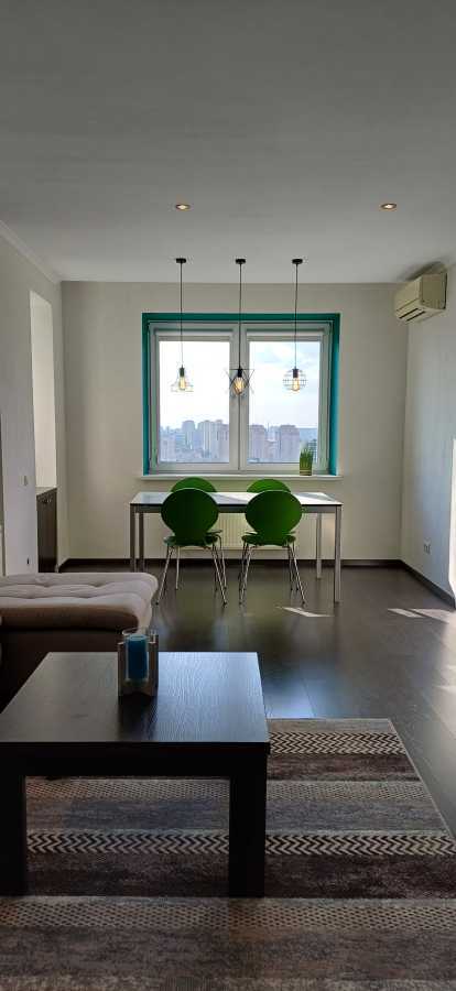 Продажа 2-комнатной квартиры 86 м², Чоколовский бул., 42А