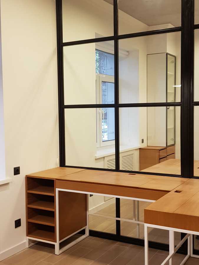 Оренда офісу 60 м², Тарасівська вул., 3