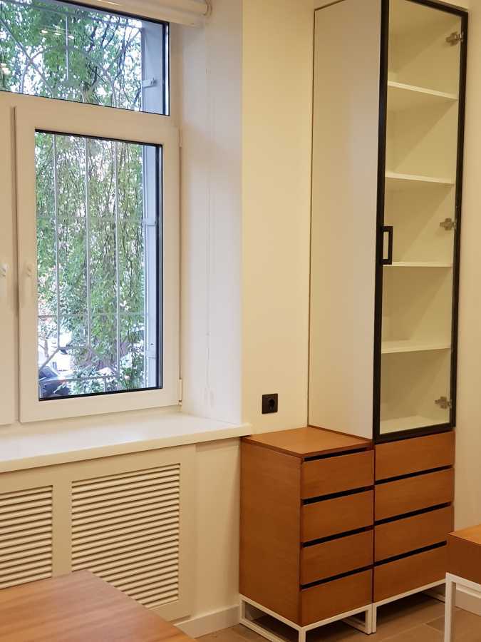 Оренда офісу 60 м², Тарасівська вул., 3