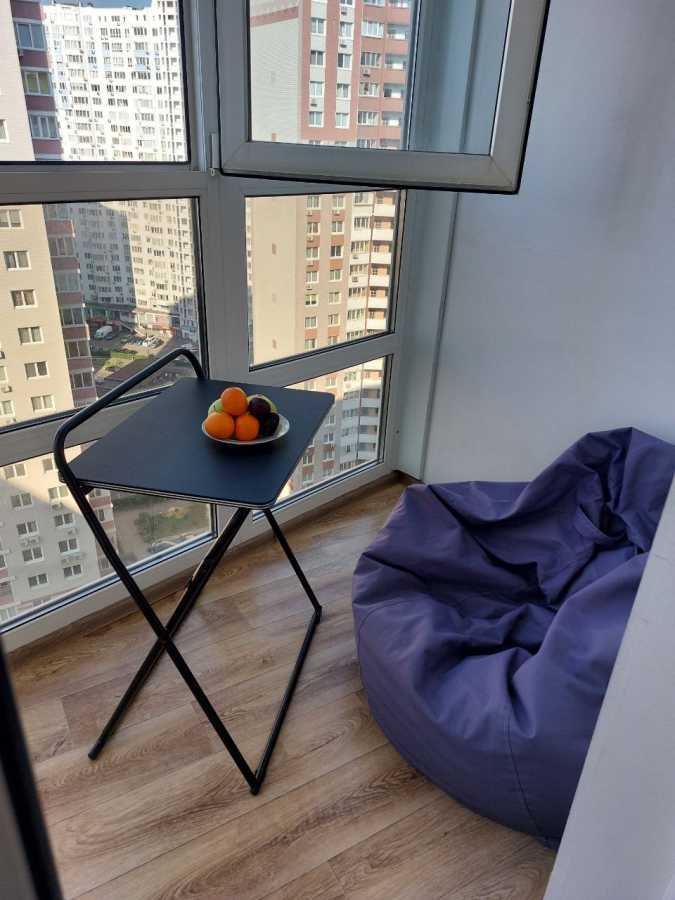 Аренда 1-комнатной квартиры 37 м², Бориса Гмыри ул., 12Б (ЖД ДУБРОВИЦА)