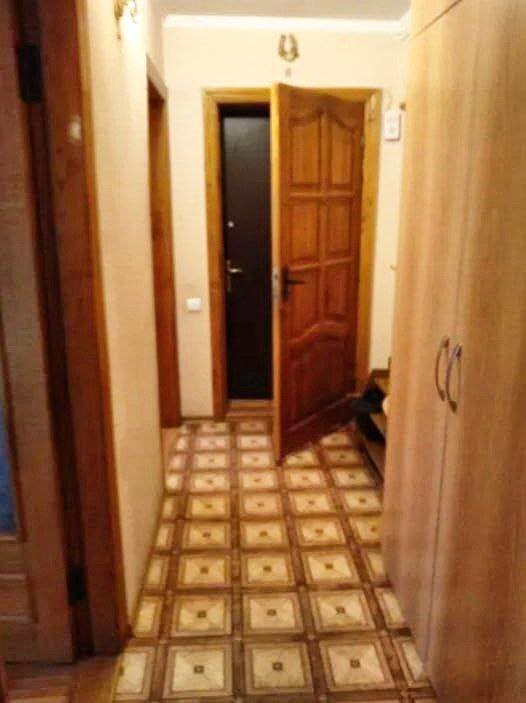 Продажа 3-комнатной квартиры 64 м², Нахимова ул.