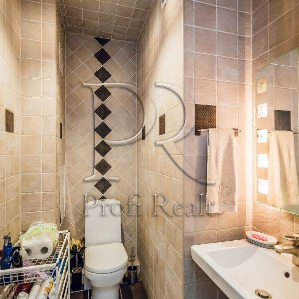 Продажа 2-комнатной квартиры 112 м², Анны Ахматовой ул., 13Д