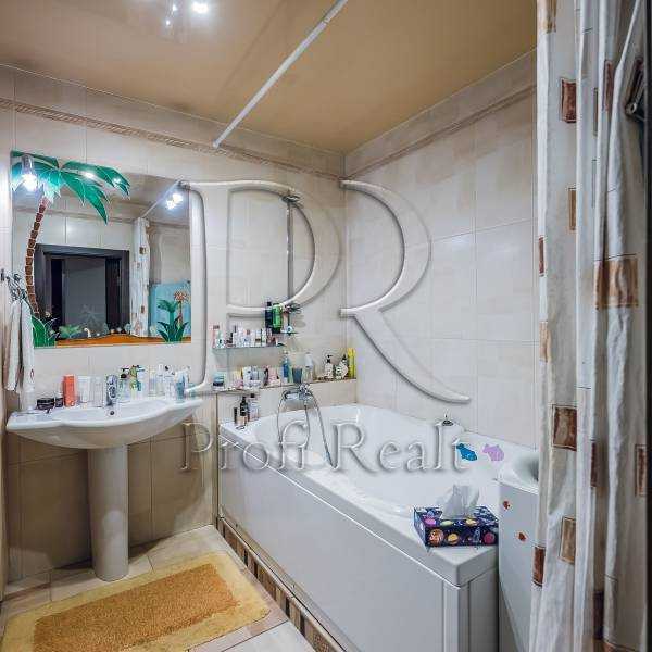 Продажа 2-комнатной квартиры 112 м², Анны Ахматовой ул., 13Д