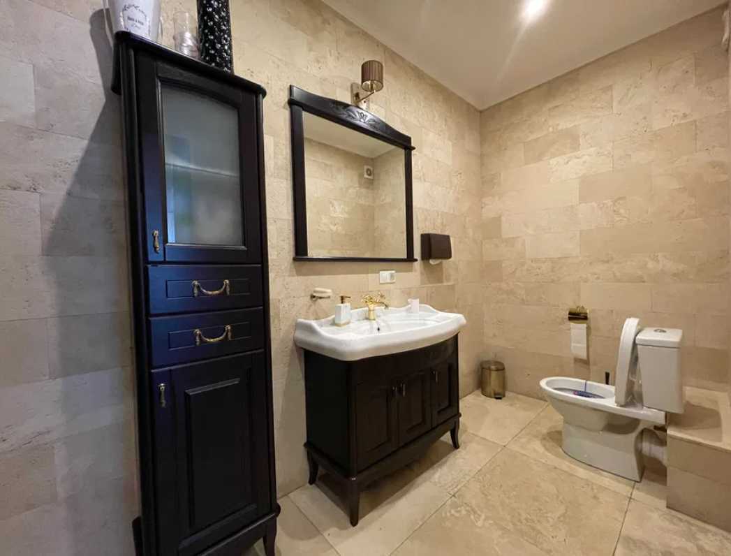 Продаж іншого торгівельного приміщення 674 м², Михайла Максимовича вул., 24