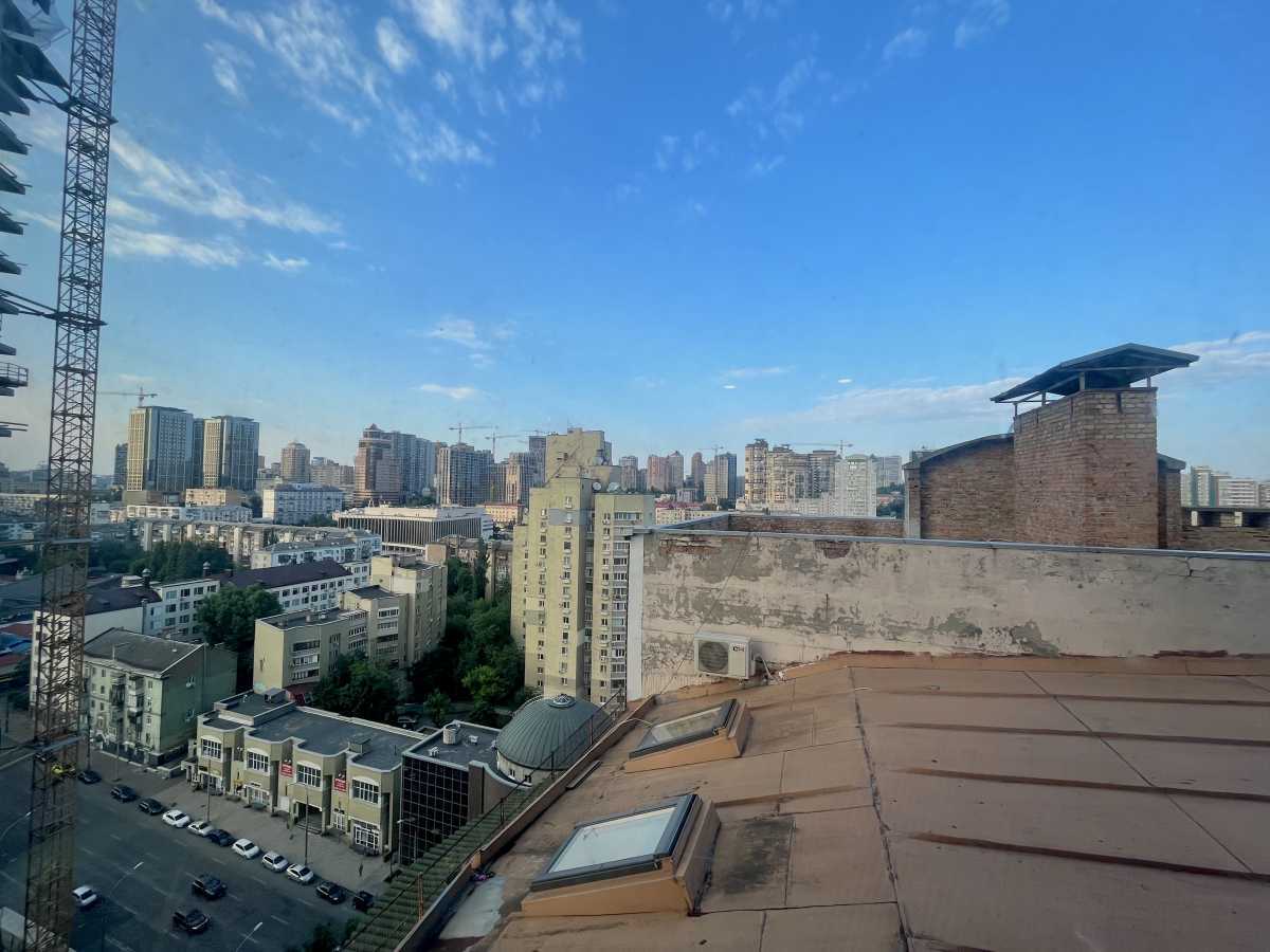 Продаж 4-кімнатної квартири 190 м², Володимира Антоновича вул., 140