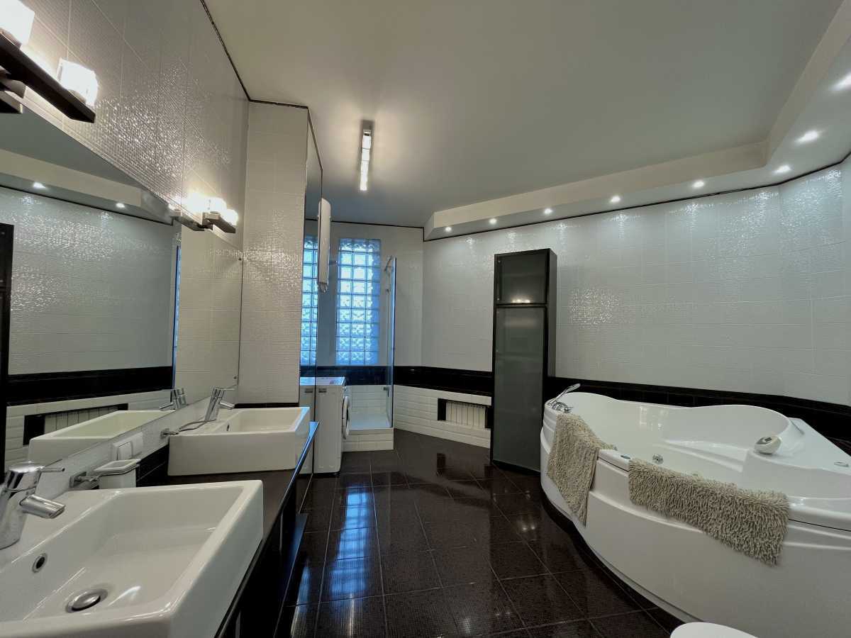 Продаж 4-кімнатної квартири 190 м², Володимира Антоновича вул., 140