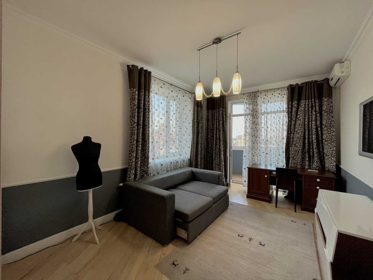 Продаж 4-кімнатної квартири 190 м², Володимира Антоновича вул., 140