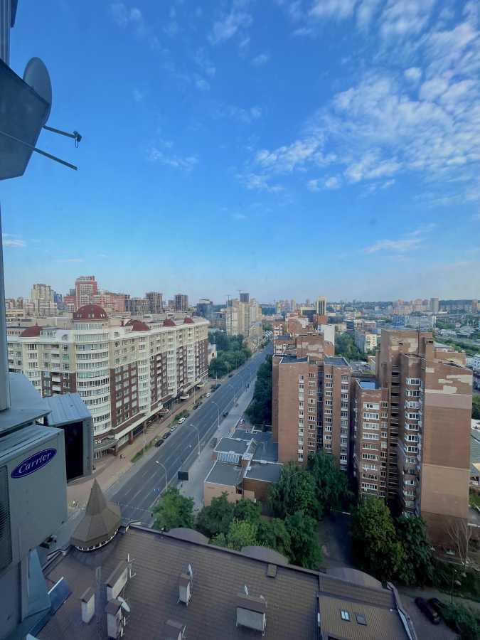Продаж 4-кімнатної квартири 190 м², Володимира Антоновича вул., 140