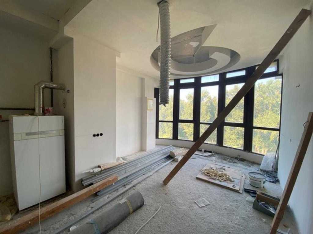 Продажа 5-комнатной квартиры 227 м², Оболонская ул., 7