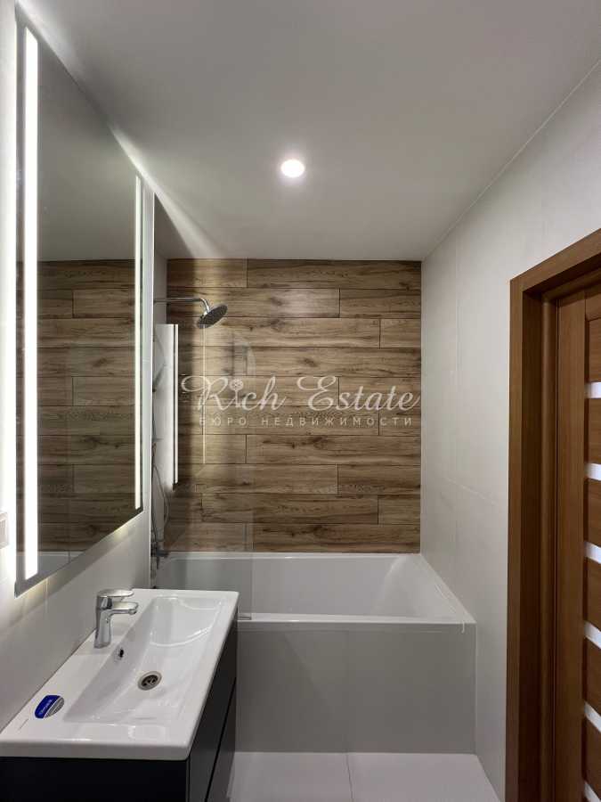 Оренда 2-кімнатної квартири 56 м², Кудряшова вул., 8Б