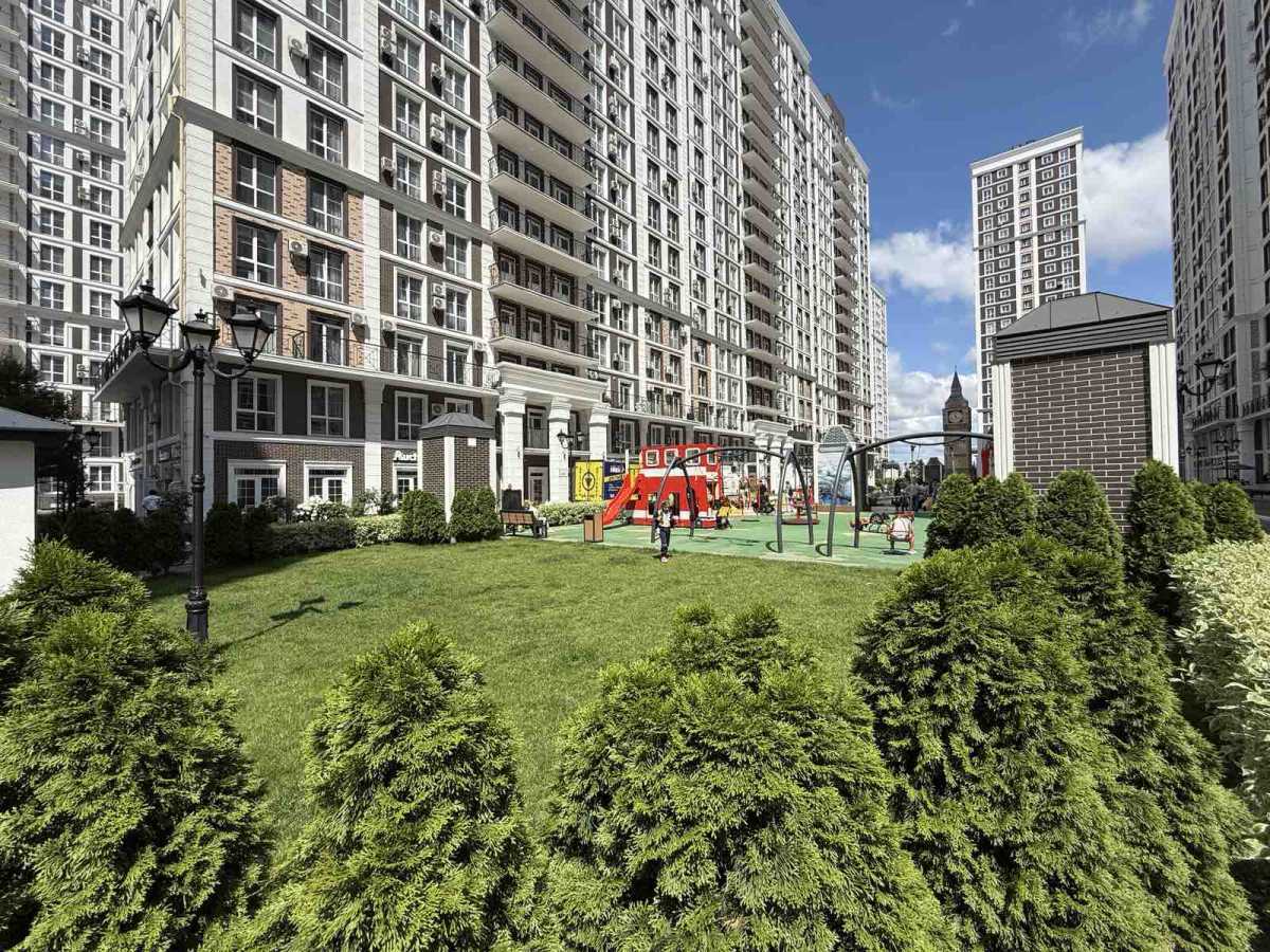 Продажа 3-комнатной квартиры 94 м², Михаила Максимовича ул., 26Е